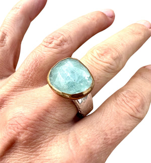 OPULENCE BLUE AQUAMARINE RING