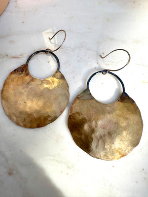 BLACK + GOLD ROUND SHIELD EARRINGS